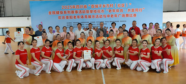 ֦Ŵѧѧٱݶչʾ㳡л